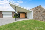 https://images.listonce.com.au/custom/160x/listings/21b-mckenzie-street-lucknow-vic-3875/523/01751523_img_04.jpg?JsT2vLw3pfU