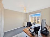 https://images.listonce.com.au/custom/160x/listings/21b-paramount-crescent-st-albans-park-vic-3219/225/01931225_img_05.jpg?RbJcgyRPEmU
