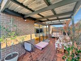 https://images.listonce.com.au/custom/160x/listings/21b-paramount-crescent-st-albans-park-vic-3219/225/01931225_img_11.jpg?cDP2bZUDVJ4