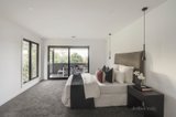 https://images.listonce.com.au/custom/160x/listings/21b-tyrone-street-ormond-vic-3204/714/00856714_img_05.jpg?My_w36W5dk8