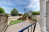 https://images.listonce.com.au/custom/160x/listings/21c-kangaroo-road-murrumbeena-vic-3163/713/01648713_img_10.jpg?iBybMx8CVhg