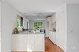 https://images.listonce.com.au/custom/160x/listings/22-almray-place-glen-waverley-vic-3150/724/01779724_img_07.jpg?Ue9vNAI7skk