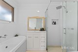 https://images.listonce.com.au/custom/160x/listings/22-almray-place-glen-waverley-vic-3150/724/01779724_img_12.jpg?7jS9JRhlbfU
