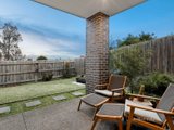 https://images.listonce.com.au/custom/160x/listings/22-anthony-avenue-doncaster-vic-3108/391/01647391_img_13.jpg?VaFry3i5Ijk