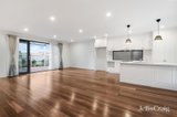 https://images.listonce.com.au/custom/160x/listings/22-arran-court-glen-waverley-vic-3150/600/01747600_img_02.jpg?rIUUCsODMyc