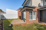 https://images.listonce.com.au/custom/160x/listings/22-aruma-court-bundoora-vic-3083/174/01775174_img_09.jpg?kpIL4y8Bhpk