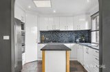 https://images.listonce.com.au/custom/160x/listings/22-ashburton-drive-mitcham-vic-3132/602/01982602_img_05.jpg?QNKL3_du2Nw