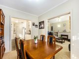 https://images.listonce.com.au/custom/160x/listings/22-ballantyne-street-burwood-east-vic-3151/650/01743650_img_02.jpg?A1UnUGn6J60