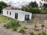 https://images.listonce.com.au/custom/160x/listings/22-barker-street-malmsbury-vic-3446/506/01859506_img_24.jpg?0I8fwaXuc6M