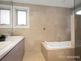 https://images.listonce.com.au/custom/160x/listings/22-bayview-street-williamstown-vic-3016/156/01202156_img_10.jpg?jdOJFax7-BQ