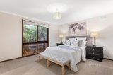 https://images.listonce.com.au/custom/160x/listings/22-bizley-street-mount-waverley-vic-3149/772/01702772_img_08.jpg?E0pXc7jgI0s