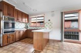 https://images.listonce.com.au/custom/160x/listings/22-blaxland-drive-sunbury-vic-3429/555/01753555_img_04.jpg?a3SgwfRnwbM