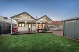 https://images.listonce.com.au/custom/160x/listings/22-brady-road-bentleigh-east-vic-3165/216/01472216_img_13.jpg?eLwcujsWb4A