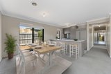 https://images.listonce.com.au/custom/160x/listings/22-braeburn-street-doreen-vic-3754/382/01651382_img_03.jpg?0LZ9xIy7PGk