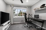 https://images.listonce.com.au/custom/160x/listings/22-byron-road-kilsyth-vic-3137/950/01905950_img_10.jpg?YgL8hFs4Eu8