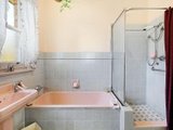 https://images.listonce.com.au/custom/160x/listings/22-cairo-road-mont-albert-north-vic-3129/851/01683851_img_06.jpg?Cq94skjBlS4