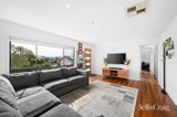 https://images.listonce.com.au/custom/160x/listings/22-carawa-street-mooroolbark-vic-3138/060/01848060_img_05.jpg?SyM4RjFphK8
