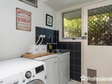 https://images.listonce.com.au/custom/160x/listings/22-carole-avenue-chirnside-park-vic-3116/509/01526509_img_09.jpg?DfT_OqESEsU