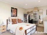 https://images.listonce.com.au/custom/160x/listings/22-carole-avenue-chirnside-park-vic-3116/509/01526509_img_15.jpg?jgAfoYs_QMs