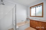 https://images.listonce.com.au/custom/160x/listings/22-cartledge-avenue-mount-clear-vic-3350/533/01904533_img_03.jpg?eOlLrtn0n-g