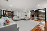 https://images.listonce.com.au/custom/160x/listings/22-caversham-drive-mornington-vic-3931/337/01640337_img_06.jpg?hAkeqlOSd6A