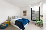 https://images.listonce.com.au/custom/160x/listings/22-chestnut-street-richmond-vic-3121/227/01753227_img_16.jpg?yxLgL4WCwJc