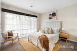 https://images.listonce.com.au/custom/160x/listings/22-collins-street-diamond-creek-vic-3089/453/01912453_img_08.jpg?AtPjbME43IE