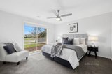 https://images.listonce.com.au/custom/160x/listings/22-dalray-crescent-new-gisborne-vic-3438/525/01896525_img_08.jpg?QBaGdQFE_q0