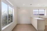 https://images.listonce.com.au/custom/160x/listings/22-dega-avenue-bentleigh-east-vic-3165/333/00813333_img_05.jpg?-OMsWi9o1wA