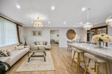 https://images.listonce.com.au/custom/160x/listings/22-donbirn-way-vermont-south-vic-3133/376/01700376_img_02.jpg?tuD4gwt0nmU