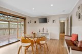 https://images.listonce.com.au/custom/160x/listings/22-donbirn-way-vermont-south-vic-3133/376/01700376_img_10.jpg?ymUjkun6MU4