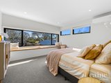 https://images.listonce.com.au/custom/160x/listings/22-durham-street-newington-vic-3350/768/01576768_img_09.jpg?WdrJb0_Lsnk