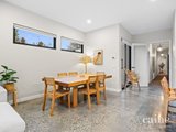 https://images.listonce.com.au/custom/160x/listings/22-durham-street-newington-vic-3350/768/01576768_img_16.jpg?2YPoqeSbuzw