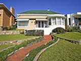 https://images.listonce.com.au/custom/160x/listings/22-eastern-beach-road-geelong-vic-3220/734/01699734_img_02.jpg?JHT_7O7Ygfk