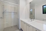 https://images.listonce.com.au/custom/160x/listings/22-elmhurst-road-blackburn-vic-3130/519/01905519_img_07.jpg?JlFcmCPyn18