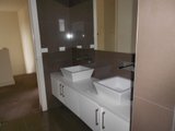 https://images.listonce.com.au/custom/160x/listings/22-evelyn-street-bentleigh-vic-3204/403/01780403_img_03.jpg?asoXJwlOeXc