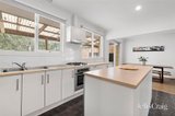 https://images.listonce.com.au/custom/160x/listings/22-ferncroft-street-vermont-vic-3133/015/01922015_img_04.jpg?qPjxS-K-ixM