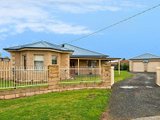 https://images.listonce.com.au/custom/160x/listings/22-freesia-court-whittington-vic-3219/871/01699871_img_01.jpg?LGbx7C25Q4M