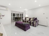 https://images.listonce.com.au/custom/160x/listings/22-george-street-sorrento-vic-3943/378/00830378_img_08.jpg?9m-LFs6lHXw