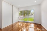 https://images.listonce.com.au/custom/160x/listings/22-gladys-grove-croydon-vic-3136/647/00904647_img_06.jpg?M2w6jSaH0g4