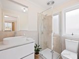 https://images.listonce.com.au/custom/160x/listings/22-gordons-road-templestowe-lower-vic-3107/902/01981902_img_08.jpg?V-kG4AbqQ98