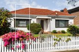 https://images.listonce.com.au/custom/160x/listings/22-gowrie-street-bentleigh-east-vic-3165/976/01980976_img_01.jpg?ctat9bG-lmQ