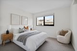 https://images.listonce.com.au/custom/160x/listings/22-graham-street-albert-park-vic-3206/218/01418218_img_10.jpg?OOreajJn-n8