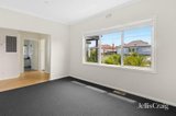 https://images.listonce.com.au/custom/160x/listings/22-grammar-street-wendouree-vic-3355/765/01987765_img_04.jpg?WEF82hFzXMY