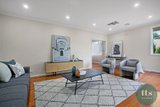 https://images.listonce.com.au/custom/160x/listings/22-grevillia-road-oak-park-vic-3046/532/01772532_img_02.jpg?ZfPzsxkABng