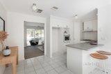 https://images.listonce.com.au/custom/160x/listings/22-hallow-street-bentleigh-east-vic-3165/090/01031090_img_04.jpg?NX-33t6M0iI