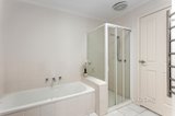 https://images.listonce.com.au/custom/160x/listings/22-hallow-street-bentleigh-east-vic-3165/090/01031090_img_06.jpg?dyKTSqifoH4