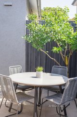 https://images.listonce.com.au/custom/160x/listings/22-hallow-street-bentleigh-east-vic-3165/090/01031090_img_09.jpg?gegQ76yjchQ