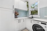 https://images.listonce.com.au/custom/160x/listings/22-haros-avenue-nunawading-vic-3131/589/01956589_img_10.jpg?laxhJXxVDdI