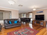 https://images.listonce.com.au/custom/160x/listings/22-heath-avenue-mount-evelyn-vic-3796/451/01524451_img_03.jpg?oSdHvX8RdQc